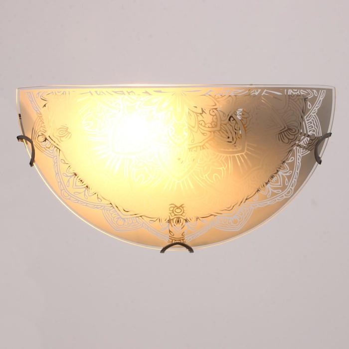 Светильник Светильник "Индия" моллир., 1х60Вт Е27, хром, d=30 см, h=5,5 см