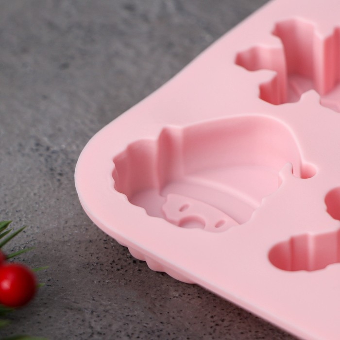 Форма для выпечки новогодняя Доляна &laquo;Новогодние подарки&raquo;, силикон, 20&times;12,7&times;1,7 см, 14 ячеек, цвет розовый