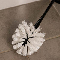 Комплект для туалета Rambai: ёршик с подставкой, 11,5&times;11,5&times;28 см, цвет чёрный