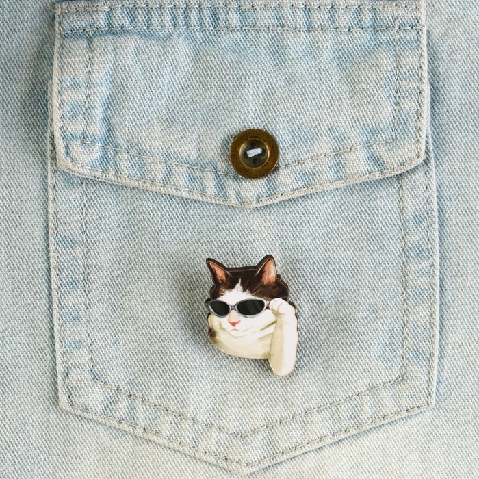 Значок деревянный &laquo;Кот в очках&raquo;, серия мемы , 2,4 х 3,2 см