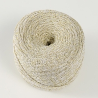 Трикотажная пряжа "Риббон" с люрексом 85м/170±5 гр (Белый, люрекс: Золото) Трикотажная пряжа "Риббон" с люрексом 85м/170±5 гр (Белый, люрекс: Золото)