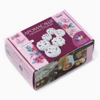 Аромасаше своими руками. Набор для создания ароматической фигурки из соевого воска &laquo;Цветы с сухоцветами&raquo;