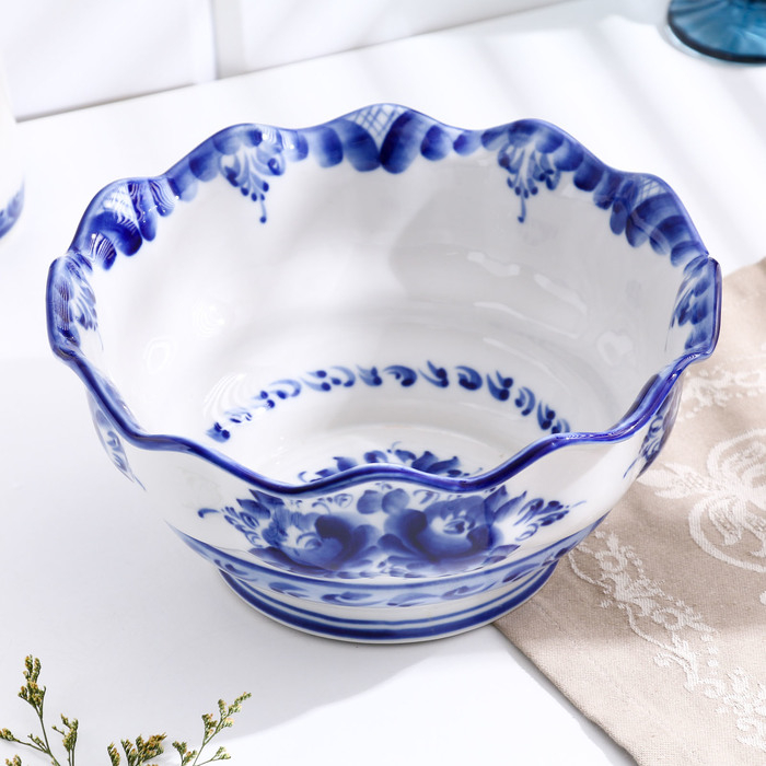 Салатник &laquo;Семья&raquo;, большой, 21&times;21&times;13 см, гжель