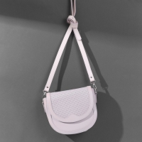 Ручка для сумки из экокожи, с карабинами, 125 &times; 1,8 см, цвет молочный