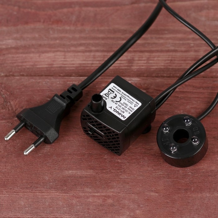 Фонтан "Дом с соломенной крышей" 13х17 см (с подсветкой)