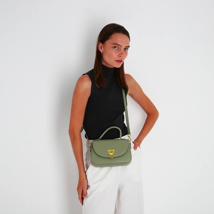 Сумка-мессенджер на клапане, цвет зелёный