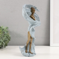 Сувенир полистоун "Золотая девушка в вихре" 17х9х27,5 см