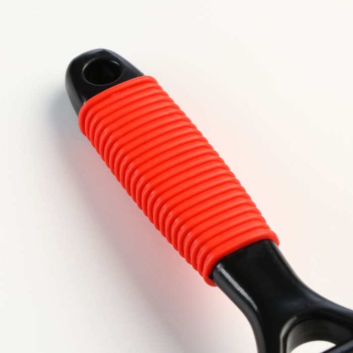 Колтунорез загнутый, 8 лезвий, 5,5 х 15 см, чёрно-красный Колтунорез загнутый, 8 лезвий, 5,5 х 15 см, чёрно-красный