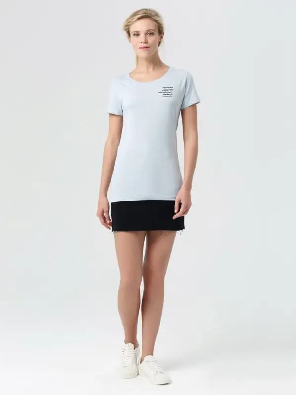 Футболка женская &laquo;Женщина хорошеет&raquo;, голубая, размер L