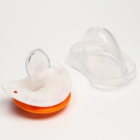 Соска - пустышка силиконовая ортодонтическая «Божья коровка», от 0 мес., с колпачком, цвет оранжевый Соска - пустышка силиконовая ортодонтическая «Божья коровка», от 0 мес., с колпачком, цвет оранжевый