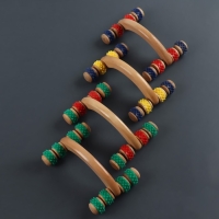 Массажёр деревянный, 15 &times; 10,5 &times; 5 см, 8 колёс, цвет МИКС