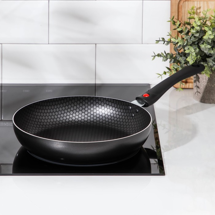 Сковорода Forever, d=26 см, съёмная ручка, антипригарное покрытие, цвет чёрный Сковорода Forever, d=26 см, съёмная ручка, антипригарное покрытие, цвет чёрный