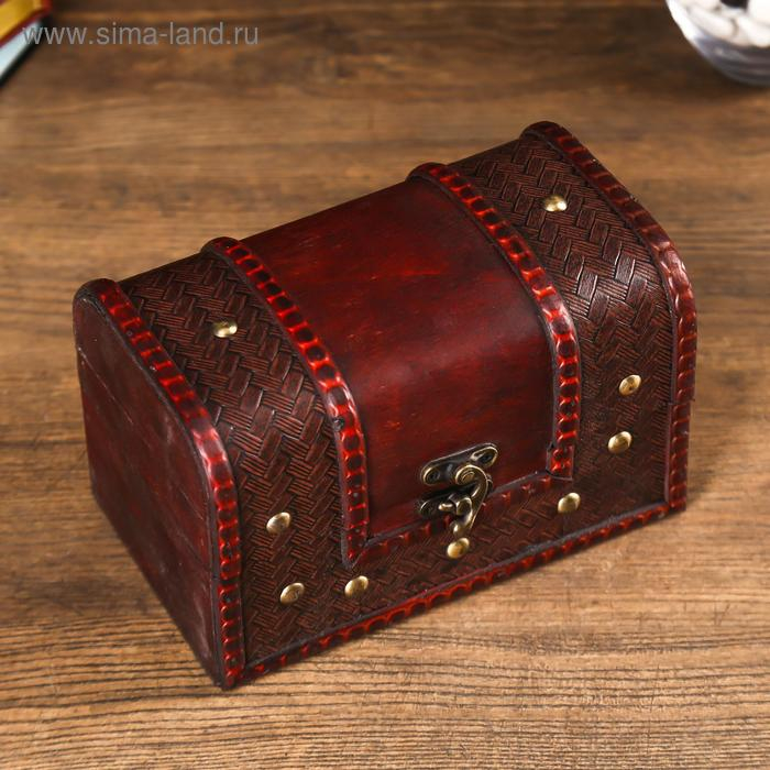 Шкатулка дерево состаренная Шкатулка дерево состаренная "С заклёпками" сундучок 10,5х18х11 см