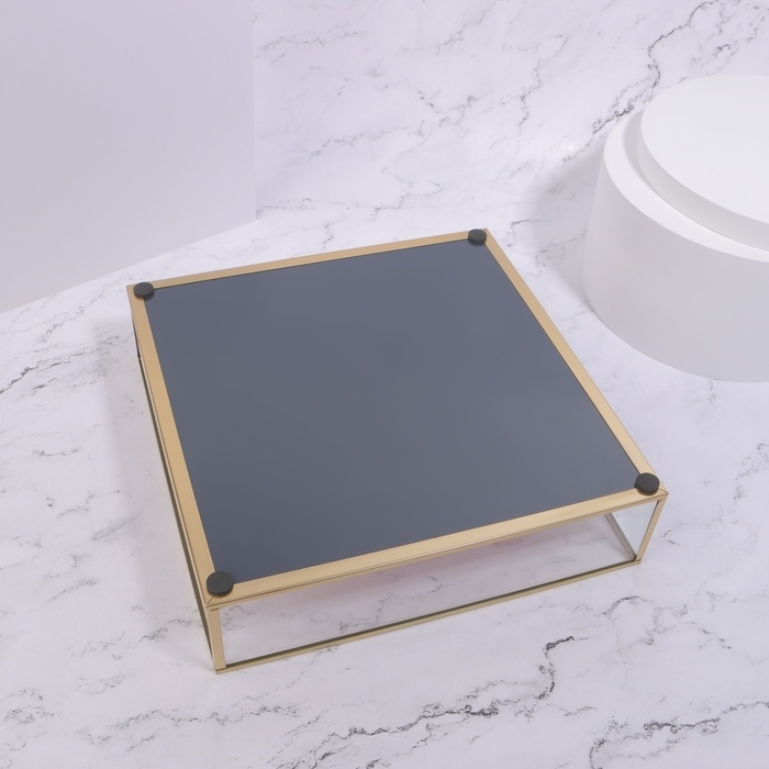 Органайзер для хранения &laquo;PINK RIPPLES&raquo;, стеклянный, 1 секция, 24 &times; 24 &times; 6,5 см, цвет прозрачный/медный/розовый