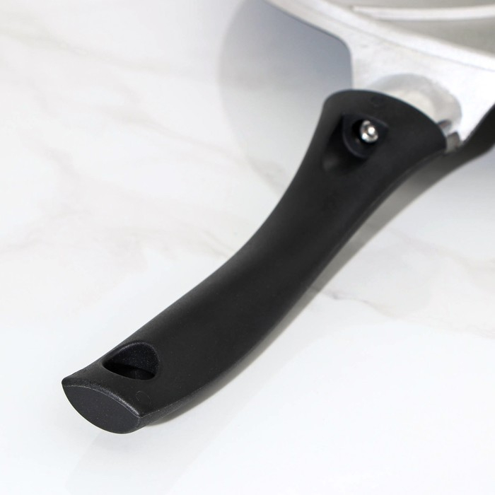 Сковорода-чудушница, d=32 см, пластиковая ручка, антипригарное покрытие, цвет тёмный мрамор