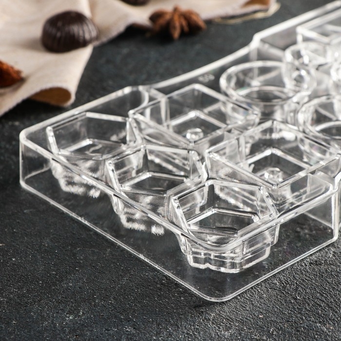 Форма для конфет и шоколада &laquo;Ассорти&raquo;, 14 ячеек, 20&times;12&times;2,5 см, цвет прозрачный