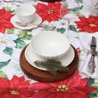 Скатерть Доляна "Рождественские цветы" 145*300 см, 100% п/э