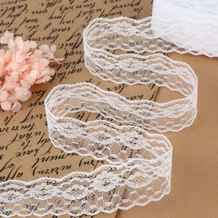 Кружево капроновое, 40 мм &times; 10 &plusmn; 1 м, цвет белый