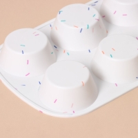 Форма для выпечки KONFINETTA &laquo;Фигуры. Круг&raquo;, силикон, 28&times;18&times;3,5 см, 6 ячеек (d=7,5 см), цвет белый