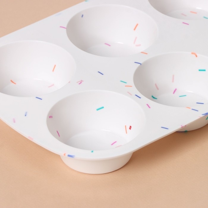 Форма для выпечки KONFINETTA &laquo;Фигуры. Круг&raquo;, силикон, 28&times;18&times;3,5 см, 6 ячеек (d=7,5 см), цвет белый