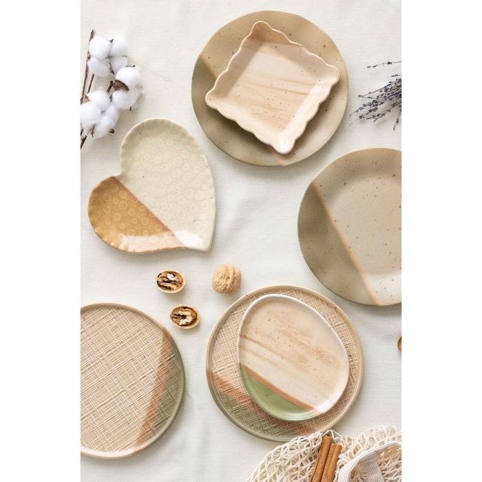 Тарелка керамическая &laquo;Самоцвет&raquo;, 21.2 см, цвет бежевый