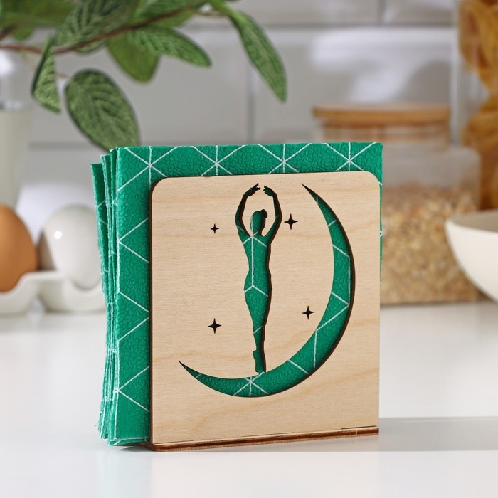 Салфетница деревянная &laquo;Балерина&raquo;, 12&times;12&times;5,5 см