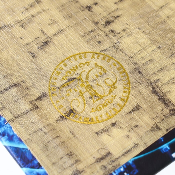 Сейф-книга дерево кожзам Сейф-книга дерево кожзам "Биткоин" 21х13х5 см