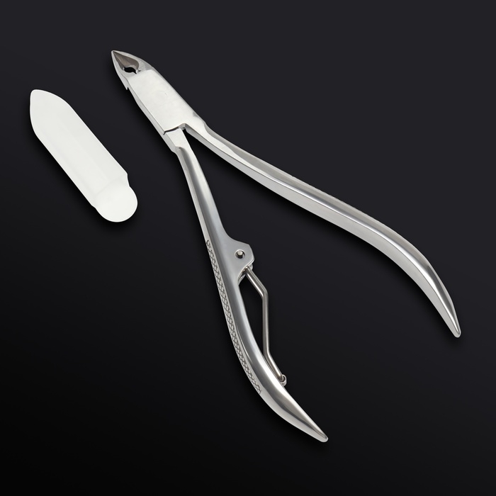 Кусачки маникюрные для кутикулы «Premium», 10,3 см, длина лезвия - 4 мм, цвет серебристый Кусачки маникюрные для кутикулы «Premium», 10,3 см, длина лезвия - 4 мм, цвет серебристый