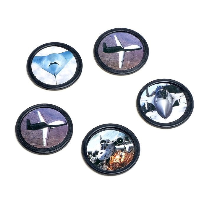 Робот «Космовоин», стреляет дисками, цвета МИКС Робот «Космовоин», стреляет дисками, цвета МИКС