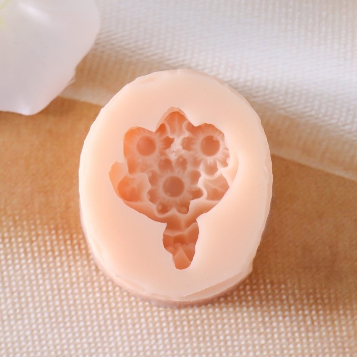 Молд силиконовый Молд силиконовый "Букет цветов" 2х2,5 см