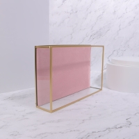 Органайзер для хранения «PINK RIPPLES», стеклянный, 1 секция, 29 × 17,5 × 6 см, цвет прозрачный/медный/розовый Органайзер для хранения «PINK RIPPLES», стеклянный, 1 секция, 29 × 17,5 × 6 см, цвет прозрачный/медный/розовый