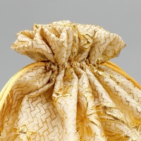 Мешочек подарочный парча «Подарок от сердца», 30 х 40 см +/- 1.5 см, Новый год Мешочек подарочный парча «Подарок от сердца», 30 х 40 см +/- 1.5 см, Новый год