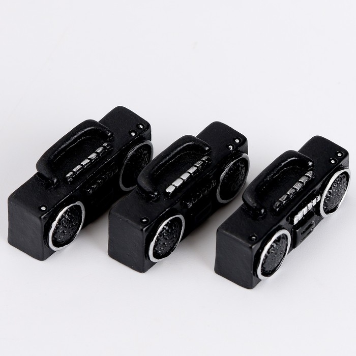 Миниатюра кукольная &laquo;Магнитофон&raquo;, набор 3 шт., размер 1 шт. &mdash; 3 &times; 1,2 &times; 0,7 см