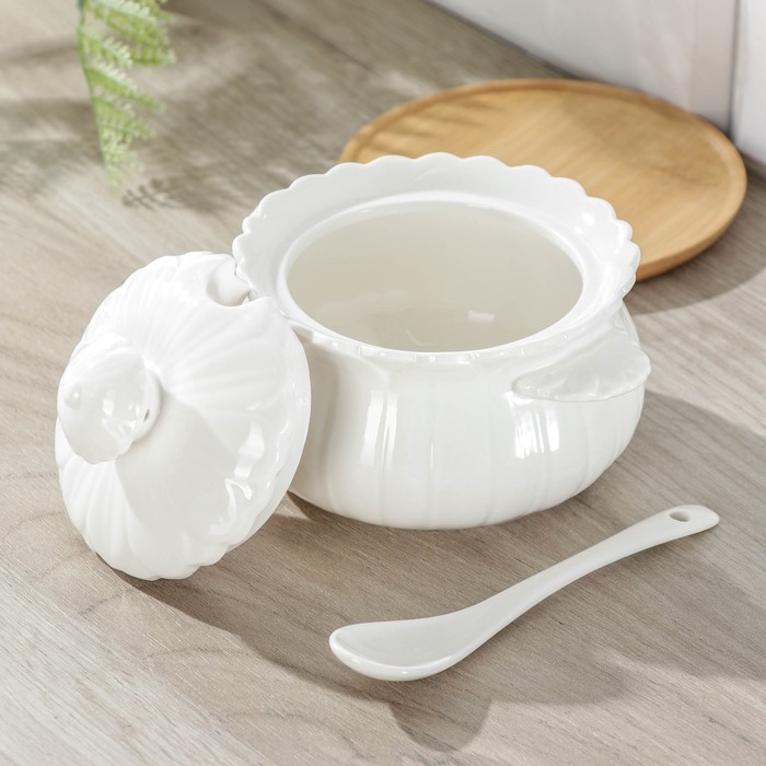 Сахарница фарфоровая с ложкой на деревянной подставке Доляна «Тюльпан», 350 мл, цвет белый Сахарница фарфоровая с ложкой на деревянной подставке Доляна «Тюльпан», 350 мл, цвет белый