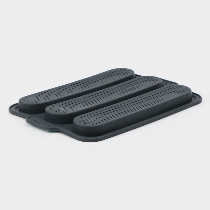 Форма для выпечки с перфорацией «Багет», силикон, 34,5×24×2,2 см, 3 ячейки (28×6×2 см), цвет серый Форма для выпечки с перфорацией «Багет», силикон, 34,5×24×2,2 см, 3 ячейки (28×6×2 см), цвет серый