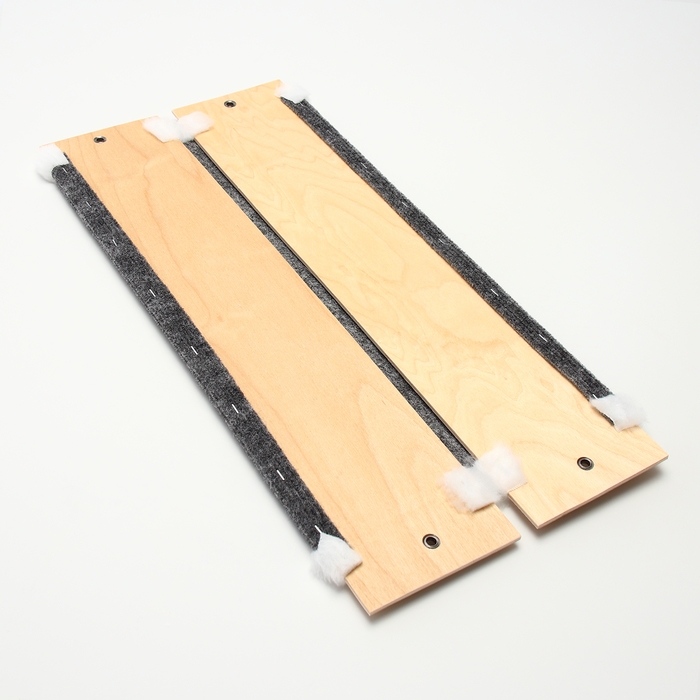 Когтеточка угловая, ковролин с мехом, 55 х 25 см Когтеточка угловая, ковролин с мехом, 55 х 25 см