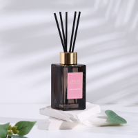 Диффузор ароматический для дома Areon Sticks Premium, 85 мл, "Peony Blossom" Диффузор ароматический для дома Areon Sticks Premium, 85 мл, "Peony Blossom"