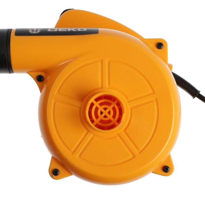 Воздуходувка садовая DEKO DKBL1100, электрическая, с набором насадок, 1.1 кВт, 150 м3/час Воздуходувка садовая DEKO DKBL1100, электрическая, с набором насадок, 1.1 кВт, 150 м3/час