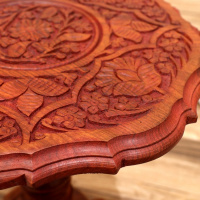 Стол резной "Мешень" дерево 44х37х37 см