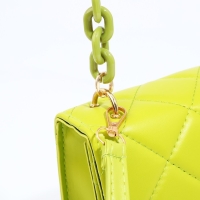 Сумка-мессенджер на магните, цвет зелёный Сумка-мессенджер на магните, цвет зелёный