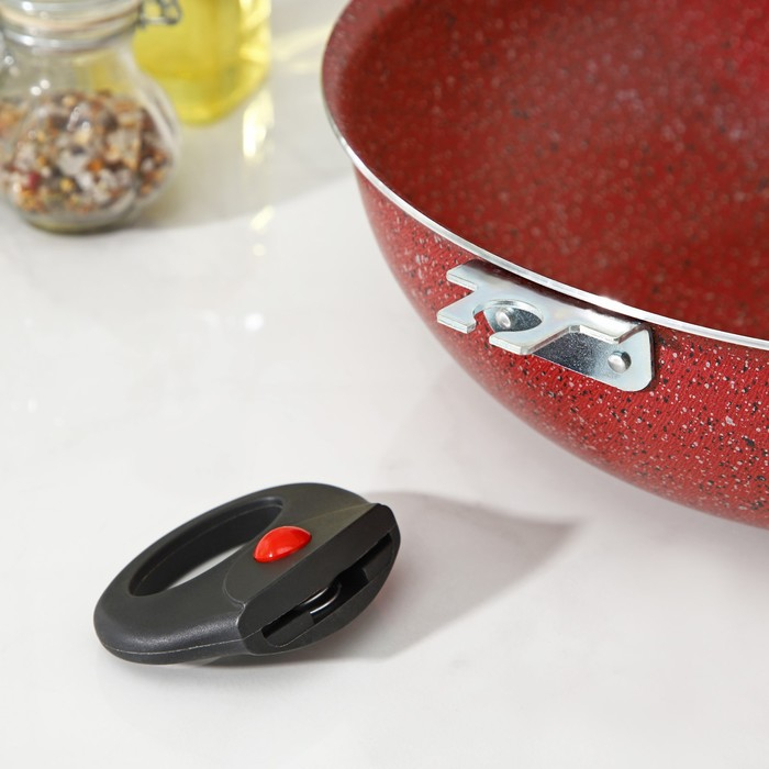 Казан, 4 л, d=28 см, стеклянная крышка, две съёмные ручки, цвет красный Казан, 4 л, d=28 см, стеклянная крышка, две съёмные ручки, цвет красный