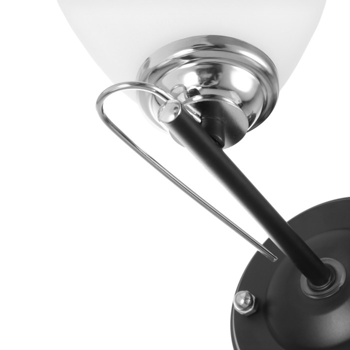 Бра 2019/1 E27 60Вт хром+черный 18х13,5х17 см Бра 2019/1 E27 60Вт хром+черный 18х13,5х17 см