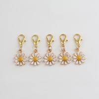 Маркеры для петель &laquo;Ромашка&raquo;, d = 12 мм, 5 шт, цвет белый / золотой / жёлтый