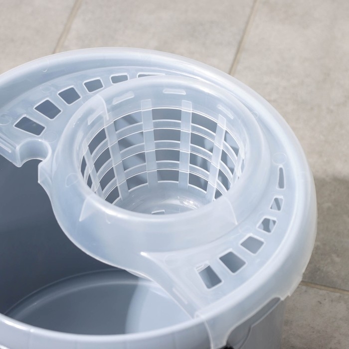 Ведро с отжимом МОП Etna, 9 л, 29×28×23.5 см, цвет серый Ведро с отжимом МОП Etna, 9 л, 29×28×23.5 см, цвет серый