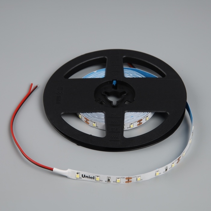 Светодиодная лента Uniel PRO 12В, SMD2835, 4 м, IP20, 4.8Вт/м, 60 LED/м, 6500K Светодиодная лента Uniel PRO 12В, SMD2835, 4 м, IP20, 4.8Вт/м, 60 LED/м, 6500K