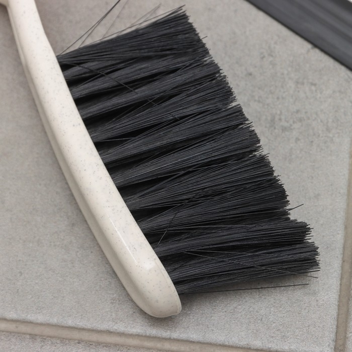 Щётка-смётка с совком с кромкой Malta, цвет бежевый Щётка-смётка с совком с кромкой Malta, цвет бежевый