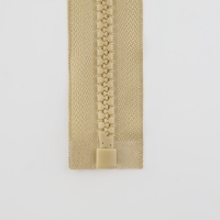 Молния «Трактор», №8, разъёмная, замок автомат, 100 см, цвет бежевый Молния «Трактор», №8, разъёмная, замок автомат, 100 см, цвет бежевый