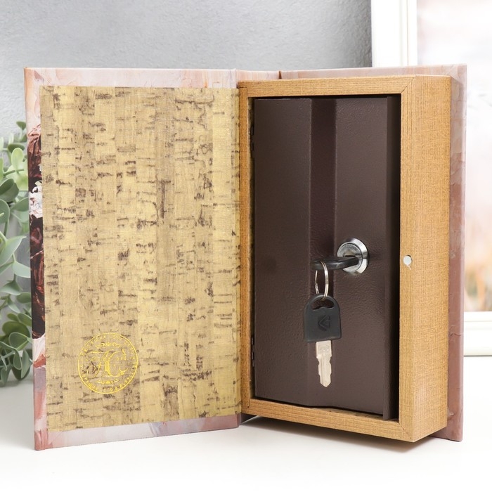 Сейф-книга дерево кожзам Сейф-книга дерево кожзам "Профиль девушки с цветами в волосах" 21х13х5 см