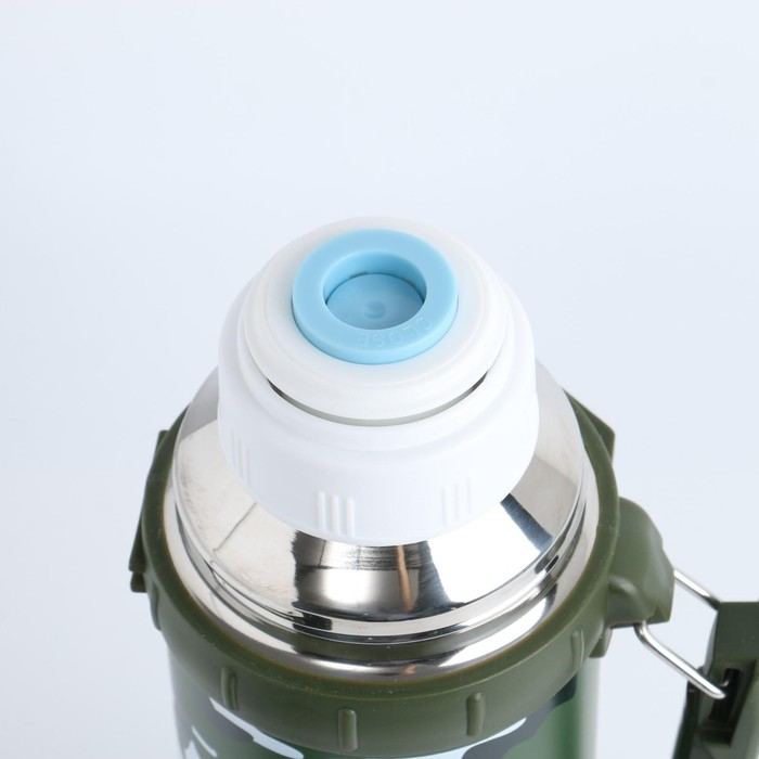 Термос, 1.2 л, Движение Термос, 1.2 л, Движение "Мастер К. Камуфляж", с кружкой, сохраняет тепло 18 ч, 11 х 29 см