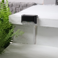 Садовый светильник на солнечной батарее, 8 &times; 4.5 &times; 4.5 см, 1 LED, свечение белое, чёрный